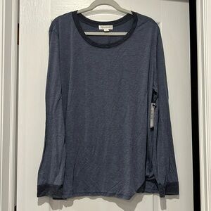 Blue long sleeve shirt